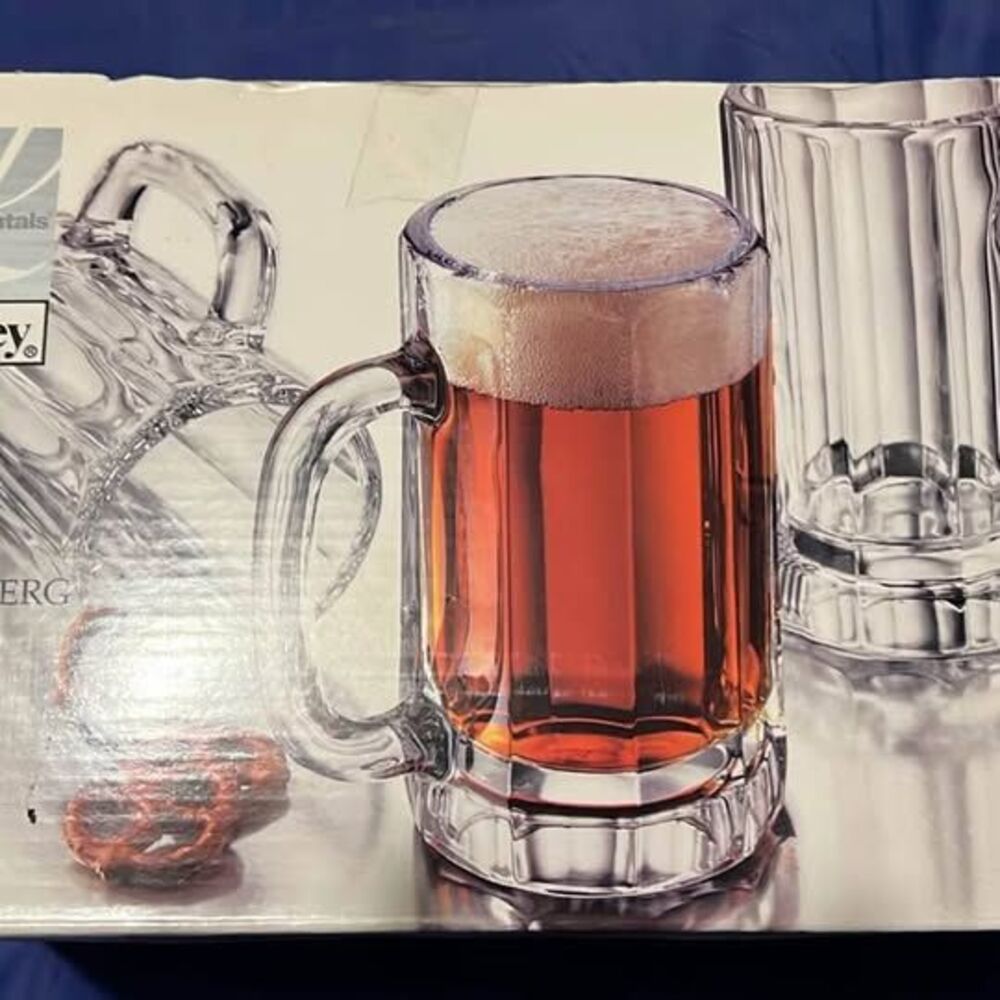 glass beer mugs
